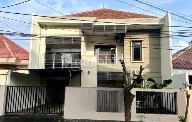 Dijual Rumah Premium di Lokasi Premium, di Kendangsari Lingkungan Asri, Akses Jalan yang Luas dan Nyaman. Rumah Ini Sudah Dilengkapi dengan Furniture Lengkap, Siap Huni Dijual Rumah Premium di Lokasi Premium, di Kendangsari Lingkungan Asri, Akses Jalan yang Luas dan Nyaman. Rumah Ini Sudah Dilengkapi dengan Furniture Lengkap, Siap Huni