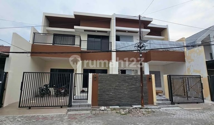 Baru Gress 2 Unit Rumah Perum Dian Regency 2 Lantai Dekat Kampus Its & Hang Tuah 1