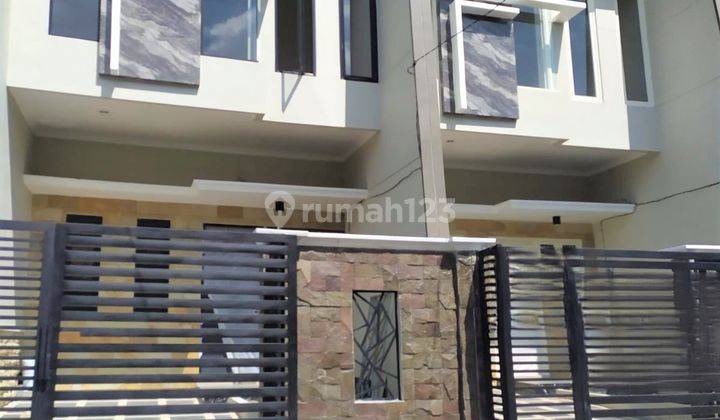 Rumah New Minimalis di Perumahan Pandugo 1