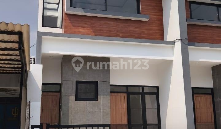 Hunian Nyaman & Terawar Dekat Ubaya di Tenggilis Mejoyo Surabaya