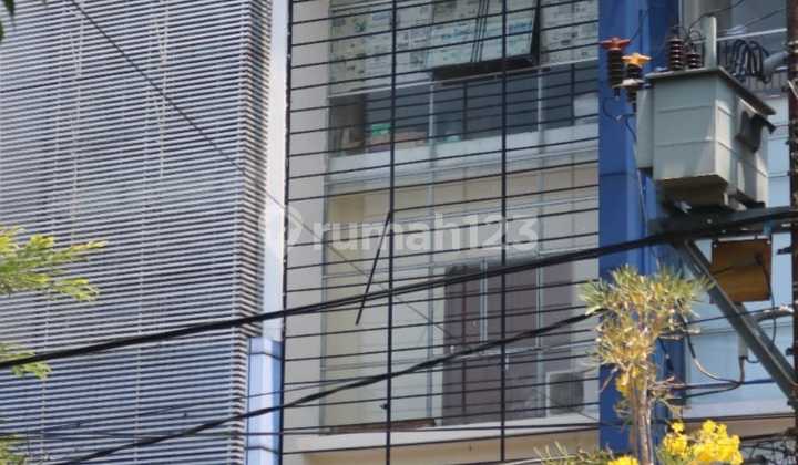 Dijual Ruko Landmark di jalan Indragiri pusat kota Dijual Ruko Landmark di jalan Indragiri pusat kota