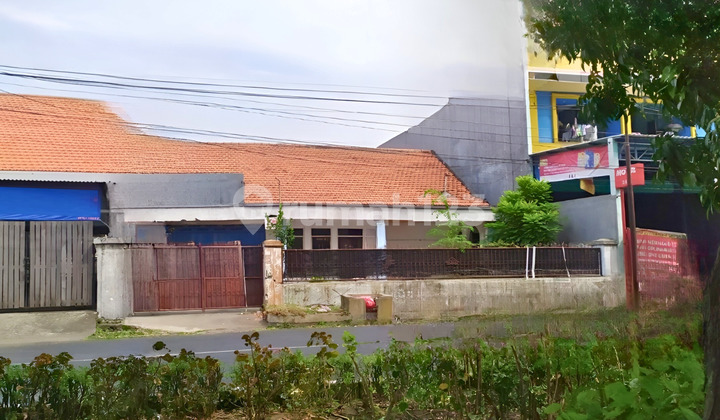 Lowest Price Drop Strategic House on Raya Rungkut Suitable for All Business 1