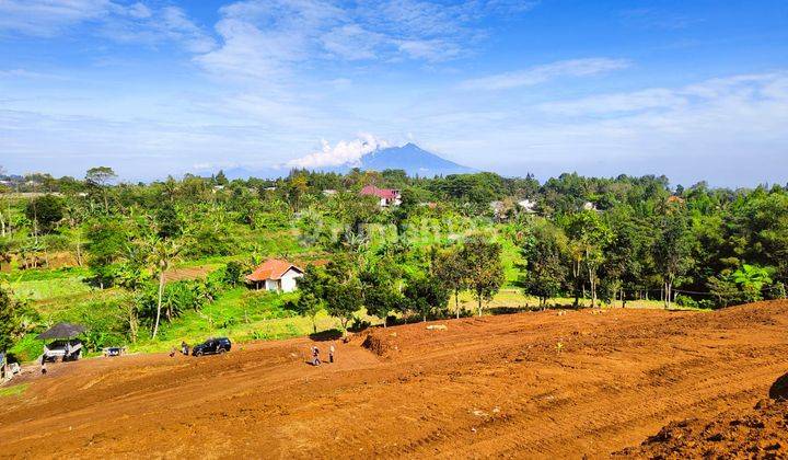 Tanah dengan view cantik dekat dengan komplek bumi citeko 2