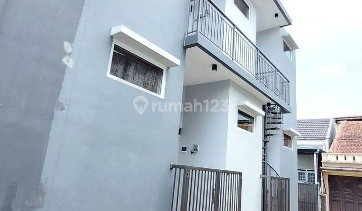 Dijual Rumah Kost Putri di Jln. Caringin Desa Sayang Kec. Jatinangor Kab. Sumedang 2 Lantai SHM Baru Hadap Timur 2