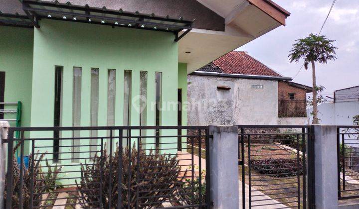 Dijual Cepat  Rumah Second Fully Furnished SHM di Komplek Perumahan Cendikia 1 Jl. Cikuda Blok KJ 5 No. 29 Jl. Kali Jati V Kec. Jatinangor Kab. Sumedang Jawa Barat  Kondisi Bagus Hadap Barat Harga Masih Bisa Nego Sampai Jadi  5