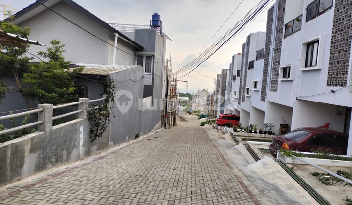 Dijual Rumah Desain Modern Konsep SOHO Smart Home 2 Lantai 3 KT 2 KM Lokasi Bandung Premium Udara Sejuk Dan Bersih di Jl. Wangunsari Desa Wangunsari Kec. Lembang Kab. Bandung Barat SHM 3