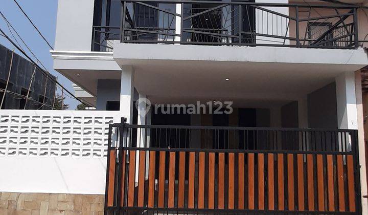 Rumah Hoek 3 Lantai Siap Huni Di Cendana Residence Ciater 2