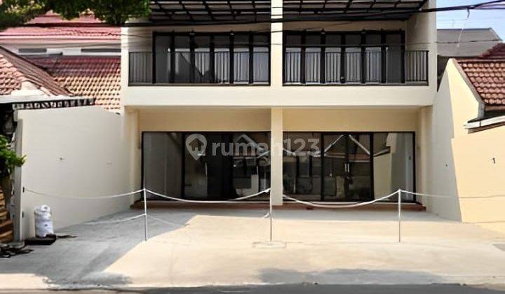 Ruko siap huni 3 lantai di Nusaloka, BSD  1