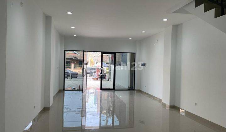 Ruko siap huni 3 lantai di Nusaloka, BSD  8