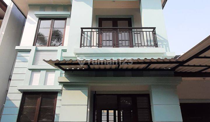 Rumah 2 Lantai & Rapi Di De Latinos Bsd, Harga Murah 1