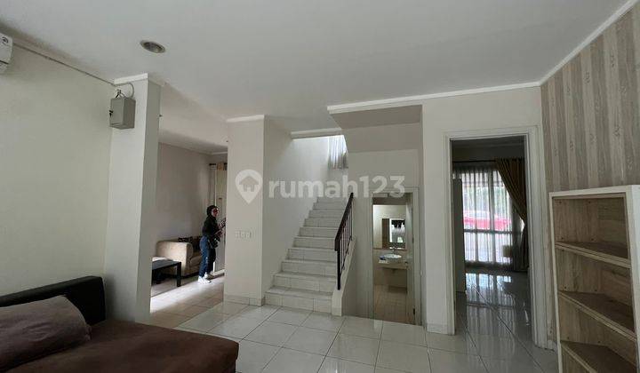 Rumah 2 Lantai Semi Furnished Di De Park Bsd  2