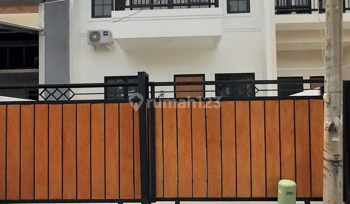 Rumah Baru 2 Lantai Di Regency Melati Mas Serpong  1