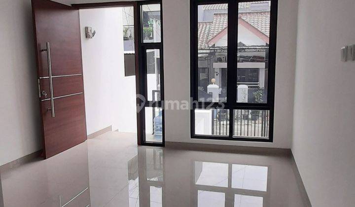 Rumah 2 Lantai Siap Huni Di Villa Melati Mas Serpong 2