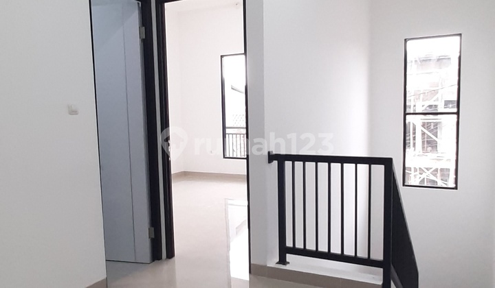 Rumah Baru Modern Minimalis Di Regency Melati Mas 2