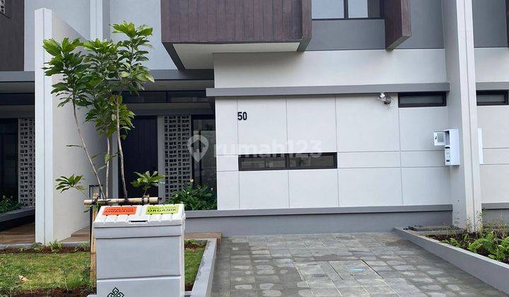 Rumah di Cluster Flora Summarecon Bandung 1