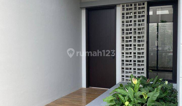 Rumah di Cluster Flora Summarecon Bandung 2