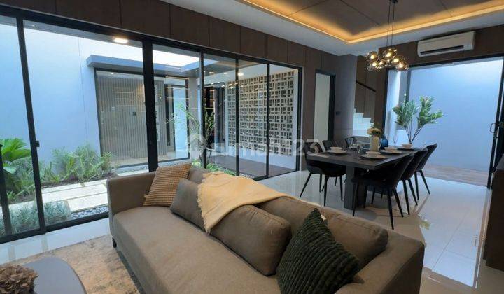 Rumah Modern Kontemporer di Summarecon Bandung 1