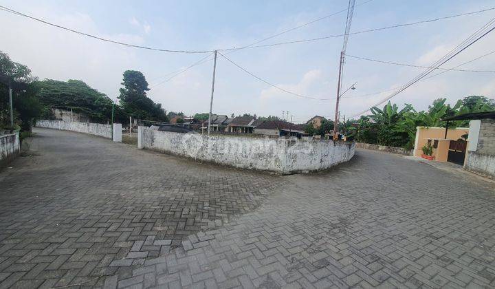 Tanah 4 Menit Selatan Pemda Sleman, Area Exit Tol 1