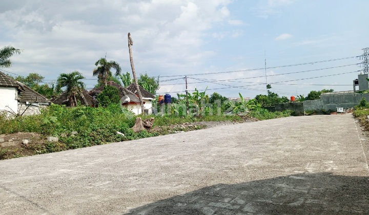 Land for Boarding House in Sleman for Sale, Near North Ringroad