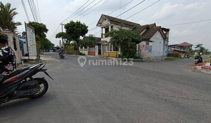 Tanah Dekat Hotel Hyatt di Jl. Rejodani Sleman 1