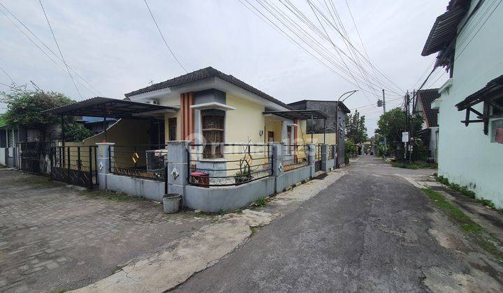 Tanah Cluster, 2 Menit Hyatt Hotel Sleman di Jl. Lempongsari 2