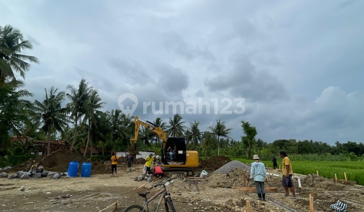 Kulon Progo Development Area Modern House Within a Cluster