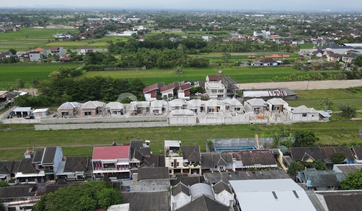 Cluster One Gate 10 Minutes to Toll Trihanggo Jogja Customizable Layout