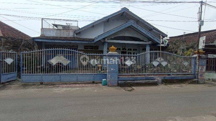 Rumah Tengah Kota Kediri Dekat Gor Joyoboyo 1