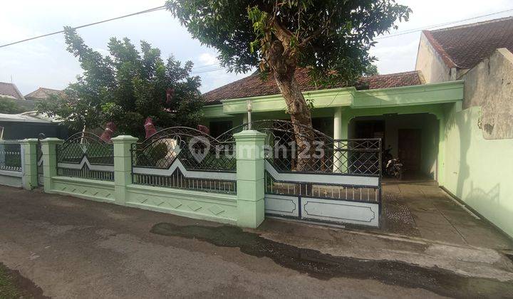 Rumah di Kota Kediri Dekat Kantor Pemkab Kediri 1