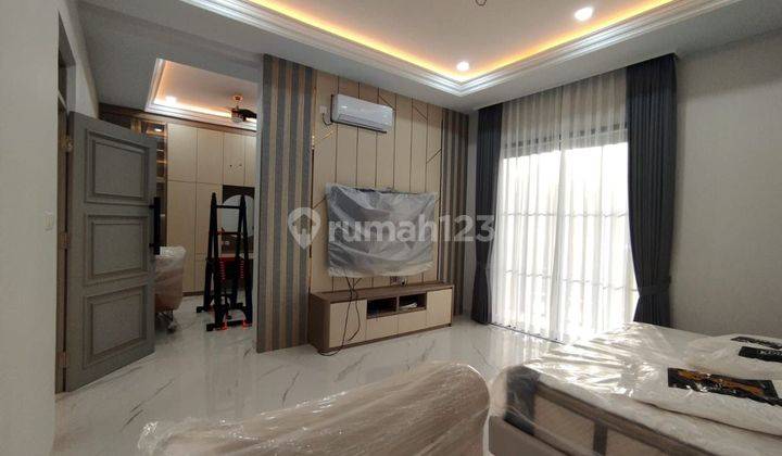 Dijual Rumah Cantik 3 Lantai Beverly Green Avenue Hadap Taman Batam Center 2