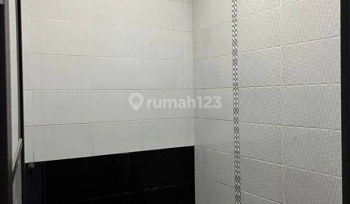 Disewakan Rumah 3 Lantai Anggrek Permai Baloi 7