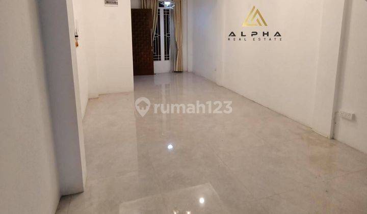 Disewakan Rumah Cantik 2 Lantai Villa Bukit Indah Batam Center 3