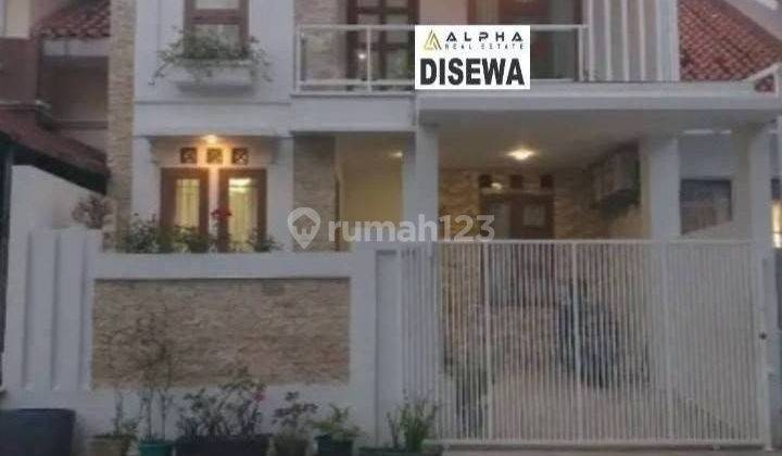 Disewakan Rumah Cantik 2 Lantai Villa Bukit Indah Batam Center 1