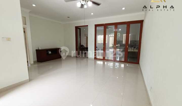Dijual Rumah 2 Lantai Beverly Batam Center