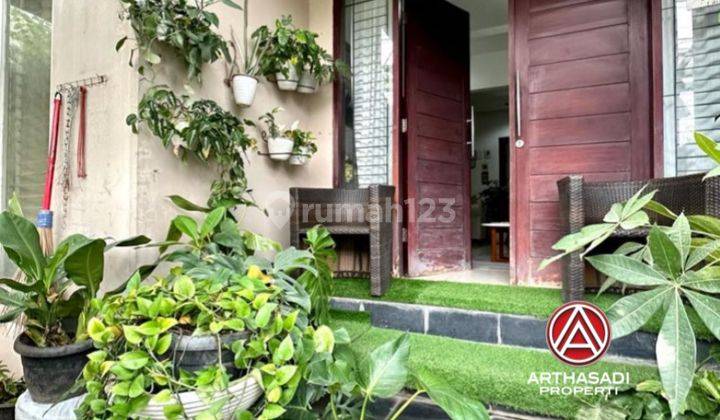 Rumah Asri Dan Nyaman 3 Lantai  3 Lantai Bagus 1