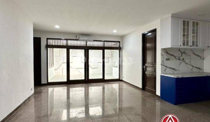 Disewakan rumah Apik dalam Town house Strategis  1