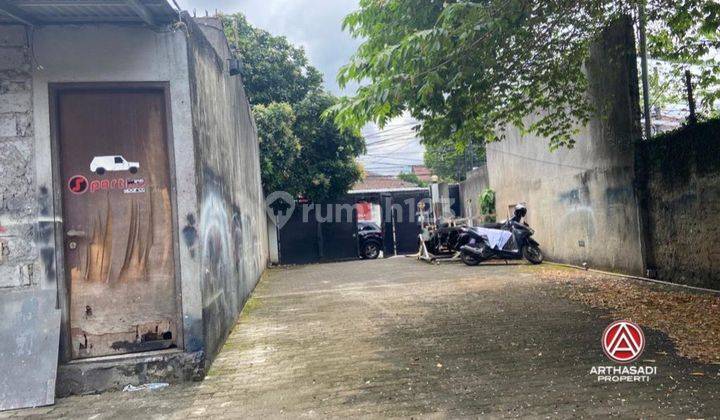 Rumah Di Jual Hitung Tanah  Dengan Bangunan  Butuh Renovasi 2