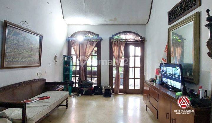 Rumah Secondary Dengan Lokasi Strategis Dekaf Stasiun Tebet 2