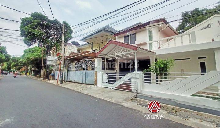 Rumah 2 lantai Area Tebet Lokasi Strategi 1