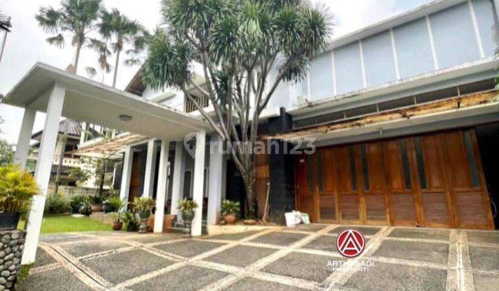 Rumah Cantik Dalam Compound Yang Asri Dan Nyaman 1