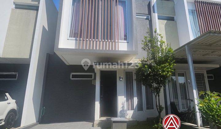 Rumah Apik Minimalis 2 Lantai Siap Huni 1