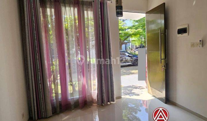 Rumah Apik Minimalis 2 Lantai Siap Huni 2