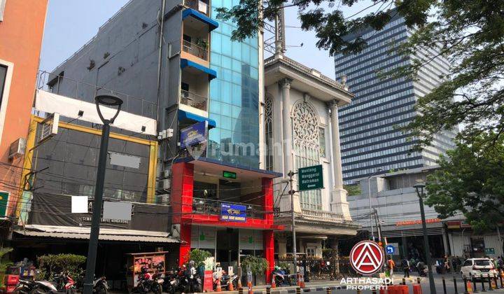 GEDUNG 6 LANTAI KAWASAN ELITE BISA DIJADIKAN USAHA ATAU PERKANTORAN