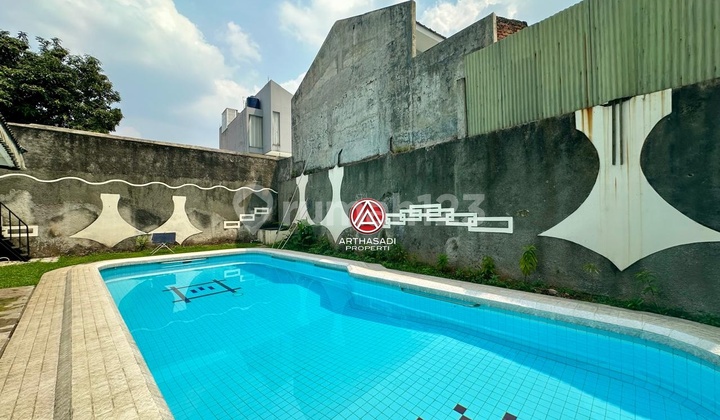 Kemang, House For Rent, Suitable For Office Or Exclusive Residence 2