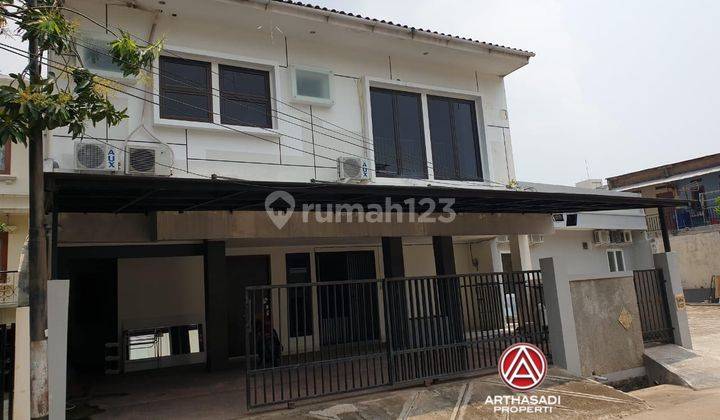 Kebayoran Baru , Rumah Kost Kosan Tingkat Dengan 28 Kamar  1