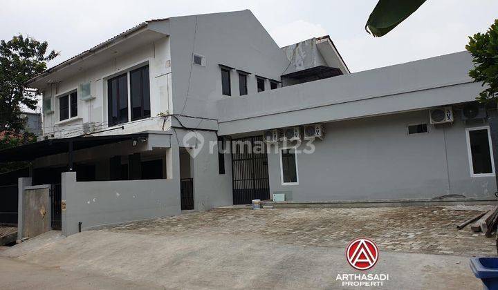 Kebayoran Baru , Rumah Kost Kosan Tingkat Dengan 28 Kamar  2