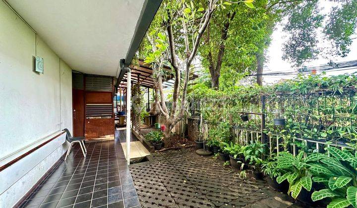 Semanggi, Rumah Lama Dengan Are Tenang, Bebas Banjir Dan Jalanan Lebar 1
