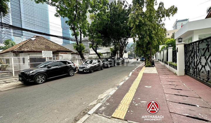 Sudirman, Plaju, Jakarta Pusat, Dijual Exclusive Rumah Hitung Tanah Sudirman, Plaju, Jakarta Pusat, Dijual Exclusive Rumah Hitung Tanah
