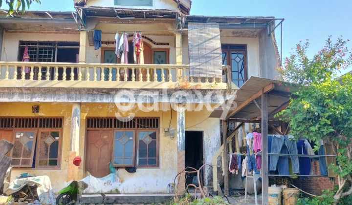 KOS House Land Calculation Zero on Siwalankerto Street near Petra University. KOS House Land Calculation Zero on Siwalankerto Street near Petra University.