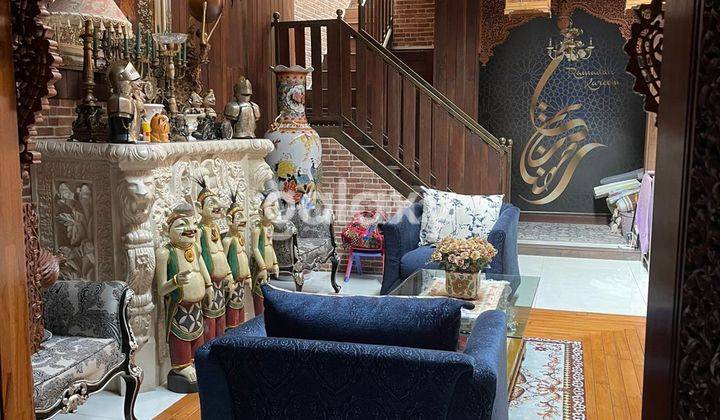 Rumah Etnik dekat dgn sekolah, Cafe dan Mall 2